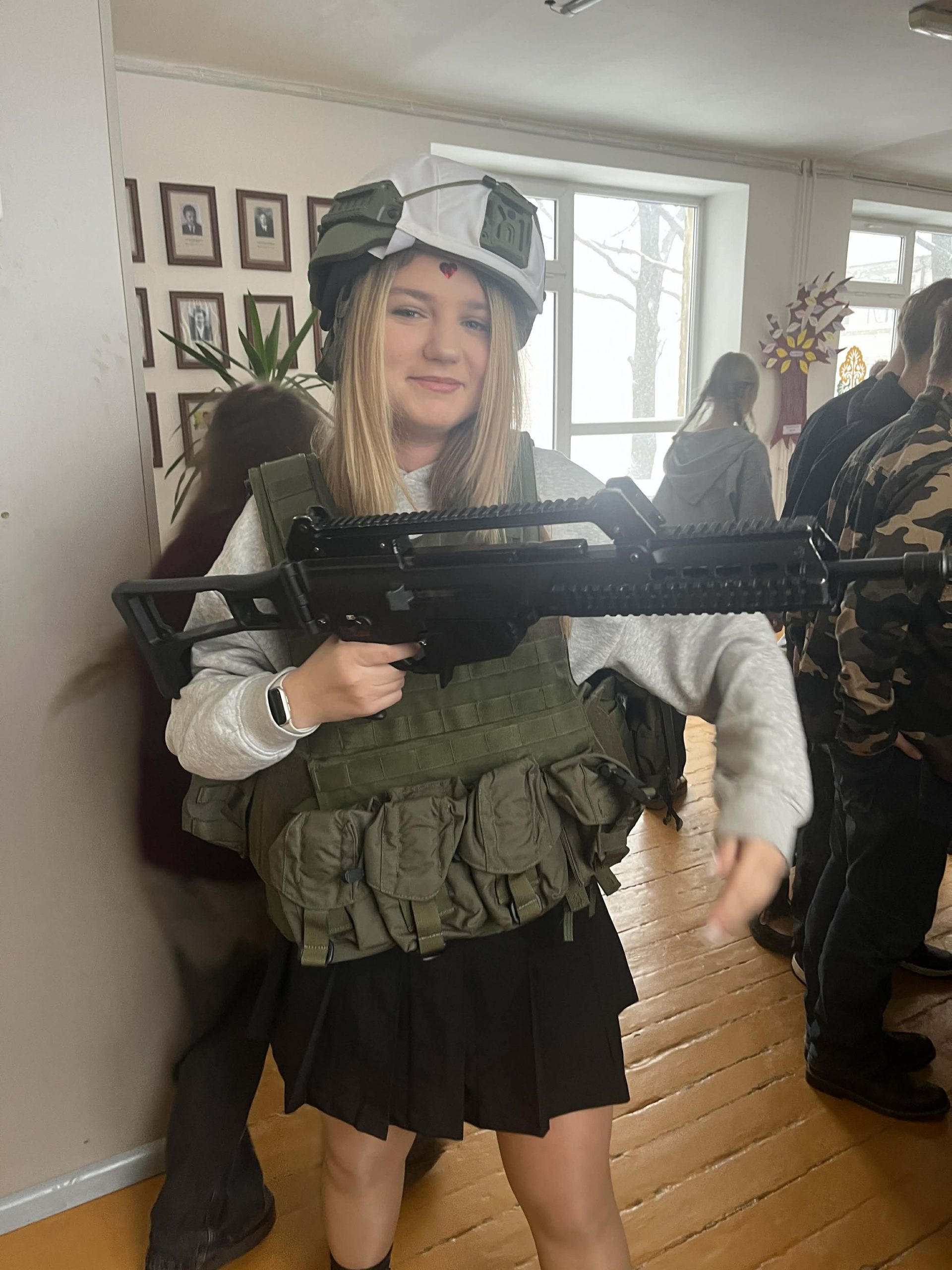 07b073d4-5706-4aee-905e-124e797eac95