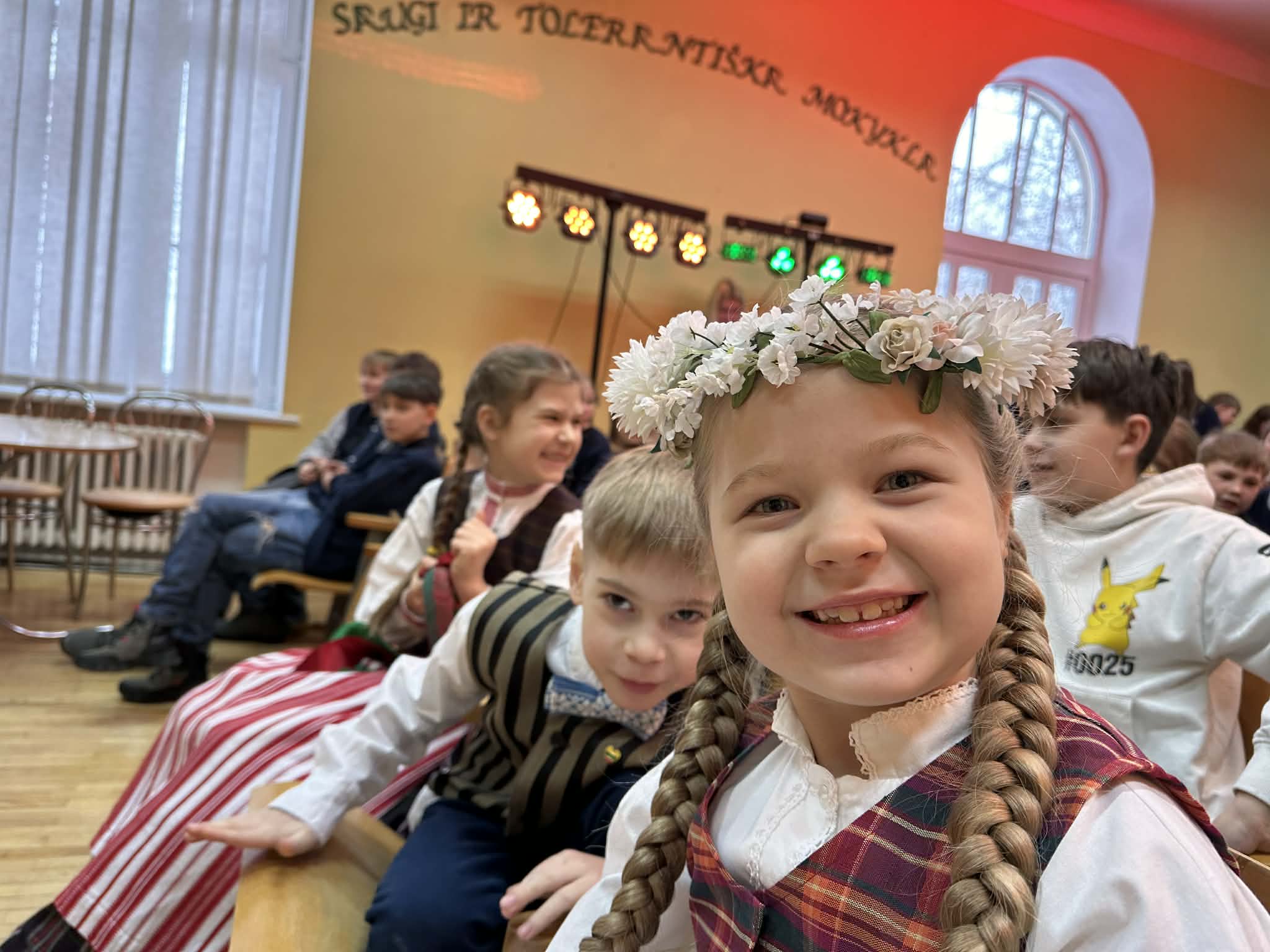 8d5bc51a-3496-4184-b1a3-d284b8dba46b